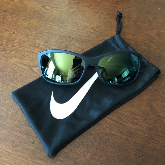 nike flex finesse sunglasses